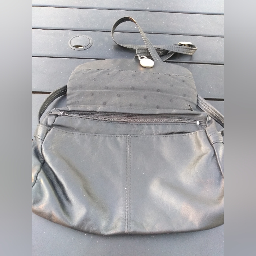 Four Vintage Purses, Various Styles, Fanny Pack, Evening Bag, Crossbody,… - Picture 2 of 14